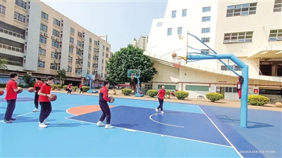 篮球小学生基本功训练教学反思怎么写_1